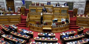 Ολομέλεια στη Βουλή για αγροτικό νομοσχέδιο