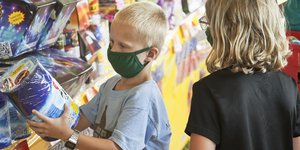 Παιδιά με μάσκα