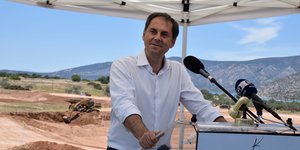 Ο Χάρης Θεοχάρης