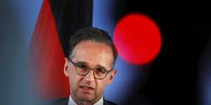 Ο Γερμανός ΥΠΕΞ, Χάικο Μάας κατά τη συνέντευξη Τύπου με τον Ουκρανό ομόλογό του