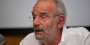 Αλέκος Αλαβάνος