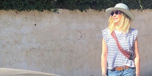 Αννα Βίσση: Με μαγιό στα 62 της, πιο σέξι από ποτέ!