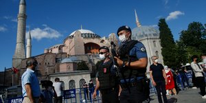αστυνομικοί στην Τουρκία