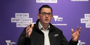 Ο Ντάνιελ Αντριους ενημερώνει για τα κρούσματα κορωνοϊού στην Βικτόρια