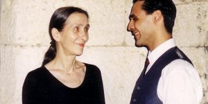 Πίνα Μπάους Δάφνις Κόκκινος