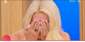 Ελένη Μενεγάκη στην τελευταία εκπομπή: Ξέσπασε σε κλάματα όταν δεν έγραφαν οι κάμερες