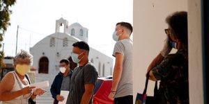 Ελλάδα εκκλησία νέοι