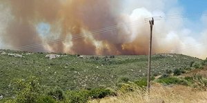 Φωτιά στα Νέα Στύρα
