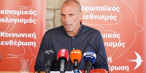  Γιάνης Βαρουφάκης