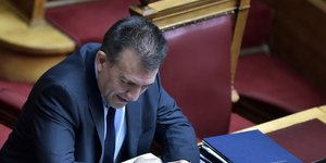 Γιάννης Βρούτσης