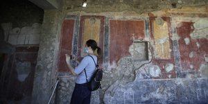 γυναικα με μασκα φωτογραφία