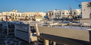 εστιατόριο πλάι στη θαλασσα 