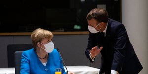 Μέρκελ Μακρόν στη Σύνοδο Κορυφής