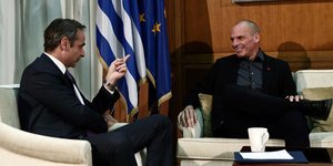 Κυριάκος Μητσοτάκης και Γιάνης Βαρουφάκης