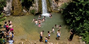 μπανιο σε καταρρακτες 