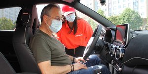 Η Nissan πουλά το πρώτο αυτοκίνητο μέσω WhatsApp