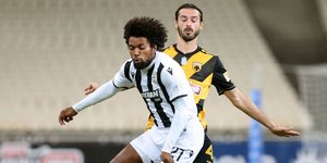 Φάση από τον αγώνα ΑΕΚ-ΠΑΟΚ