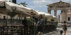 αδειες καρεκλες πλύσιμο με λάστιχο 