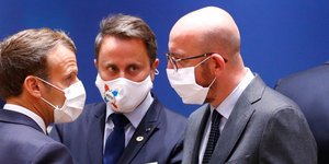 Σύνοδος Κορυφής: Ο Σαρλ Μισέλ με Μακρόν και Κουρτς
