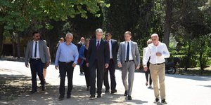 Ο Πάιατ στο «Anna Papageorgiou STEM Center» του Ανατόλια που κατασκευάζει η ΕΛΛΑΚΤΩΡ