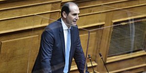 Ο Απόστολος Βεσυρόπουλος