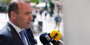 Ο επικεφαλής του ΕΛΚ, Μάνφρεντ Βέμπερ