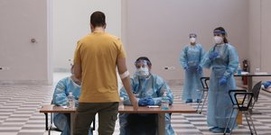 Κορωνοϊός: Συναγερμός στην Αττική, όπου εντοπίστηκαν 17 από τα 35 νέα κρούσματα