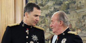 O νυν και ο τέως βασιλιάς της Ισπανίας, Φελίπε Δ΄και Χουάν Κάρλος