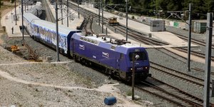 Αμαξοστοιχία της ΤΡΑΙΝΟΣΕ