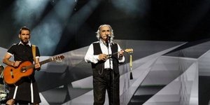 Οταν ο Αγάθωνας έμαθε στους Ευρωπαίους το μπαγλαμαδάκι