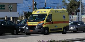 Ασθενοφόρο σε κίνηση