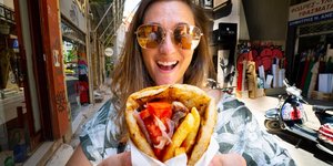 Ζευγάρι Αμερικανών δείχνουν πως γίνεται ο ασφαλής τουρισμός εν μέσω κορωνοϊού