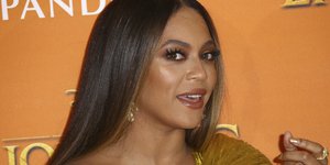 Beyonce στα χρυσα