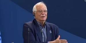 Ο Ζοζέπ Μπορέλ κάνει δηλώσεις μετά την άτυπη σύνοδο των 27 ΥΠΕΞ της ΕΕ