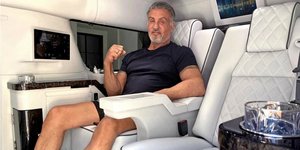 Ο Σιλβέστερ Σταλόνε στην Κάντιλάκ του