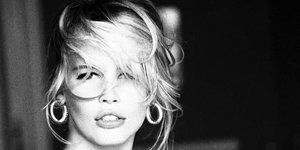 Κλόντια Σίφερ