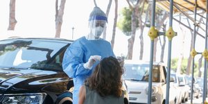 Δειγματοληπτικά τεστ για τον κορωνοϊό