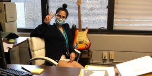 Εργαζόμενη μητέρα