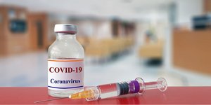 Φιαλίδιο με εμβόλιο ενάντια στον κορωνοϊό