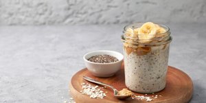 Γιαουρτογλυκό με μπισκότα και μπανάνες