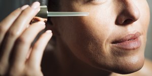 Γυναίκα με serum