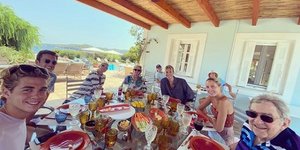 Οικογένεια Γλίξμπουργκ δείπνο