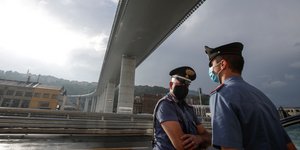 Αστυνομικοί στην Ιταλία