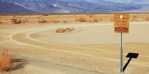 Υψηλές θερμοκρασίες στην Κοιλάδα του Θανάτου στην Καλιφόρνια των ΗΠΑ