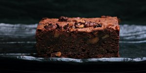 Κέικ με μέλι και καρύδια