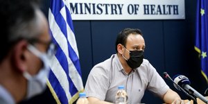 κορωνοϊός Γκίκας Μαγιορκίνης