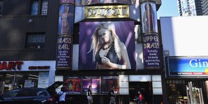 πρόσοψη στριπτιτζάδικο Τορόντο 