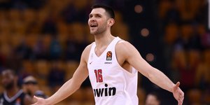 Ο Κώστας Παπανικολάου