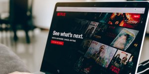 Netflix laptop