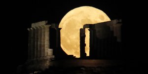 Η αυγουστιάτικη πανσέληνος